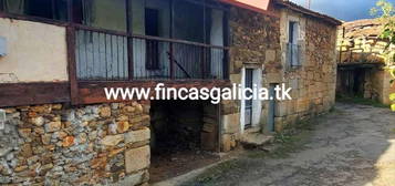 Finca rústica en venta en Verín