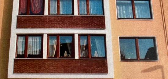 Stilvolle, sanierte 3 Zimmer Wohnung mit Balkon in Düsseldorf