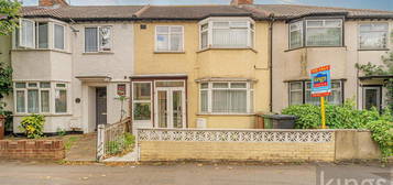 3 bed terraced house for sale