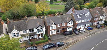 4 bed semi-detached house for sale