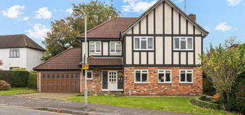 4 bed detached house for sale