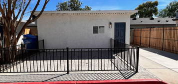 1431 N 35th St Unit 2, Phoenix, AZ 85008