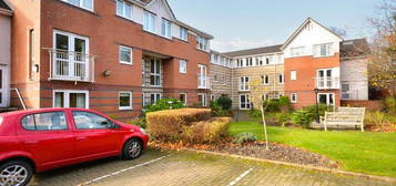 Flat for sale in St Edmunds Court, Roundhay, Leeds LS8