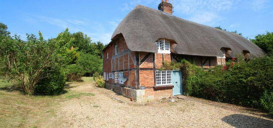 2 bedroom semi-detached house