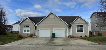 12 Thor Way, Hurricane, WV 25526