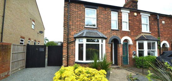 3 bedroom semi-detached house