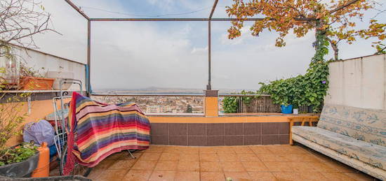 Casa adosada en venta en Plaza de Los Yesqueros, San Ildefonso