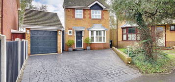 3 bed detached house for sale