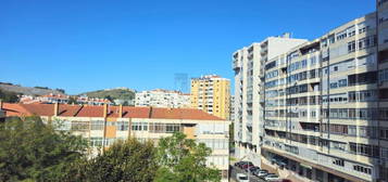 Apartamento T2 Alfornelos