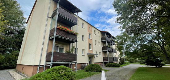 2-Zimmer-Wohnung mit Balkon und Einbauküche