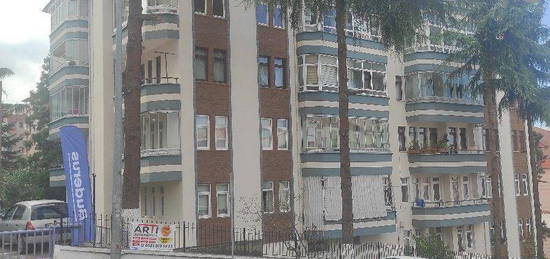 TRABZON SOUKSU AMLIK ALTINDA SATILIK 150m2 3+1 DARE,