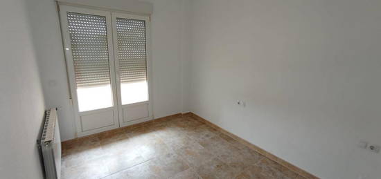 Piso en venta en Calle Airén, Tomelloso