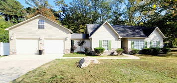 1649 1st St NE, Center Point, AL 35215