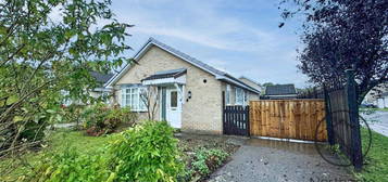 2 bed detached bungalow for sale