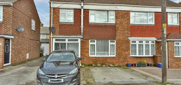 3 bed semi-detached house for sale