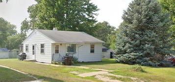 204 Plum St, Plainview, NE 68769