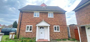 Property to rent in Platts Road, Enfield EN3