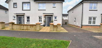 3 bed semi-detached house for sale