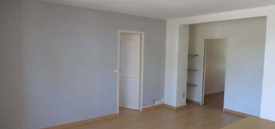 Appartement Mont Saint Aignan 3 pièce(s) 53.95 m2