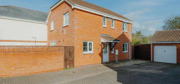 4 bed detached house for sale