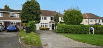 5 bedroom semi-detached house