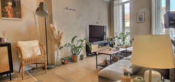 MARSEILLE 13007 -  SECTEUR SAINT-LAMBERT - RUE D' ENDOUME - APPARTEMENT 2 PIECES RENOVE - AU CALME - 1 CHAMBRE -