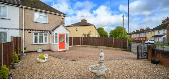 2 bedroom semi-detached house for sale