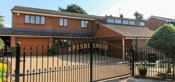 5 bedroom detached house for sale