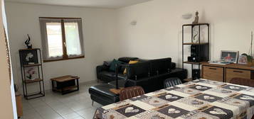 Location T4 meublé 94m2 + garage + gde terrasse