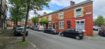 3 bedroom terraced house