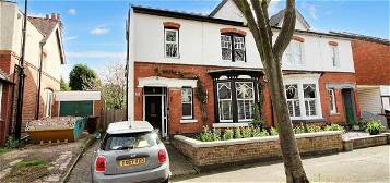 Semi-detached house to rent in Woodfield Avenue, Penn, Wolverhampton WV4