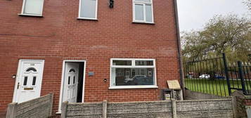 Terraced house to rent in Station Road, Pendlebury, Salford M27