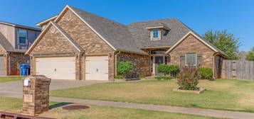 3221 Orchard Ave, Edmond, OK 73012