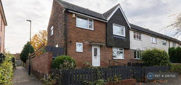 3 bedroom semi-detached house