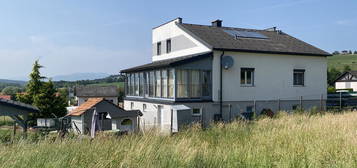 Wohnhaus in sonniger Aussichtslage!