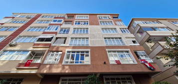 BAHELEVLER YAYLA AMLIK CAD. ALT KISMINDA 3+1 120 m2 1. KAT MASRAFSIZ