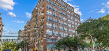 933 W  Van Buren St #316, Chicago, IL 60607