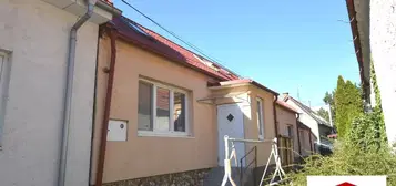 7izb RD, Vajnory, Roľnícka, 2 samostatné byty, spoločný dvor, všetky siete