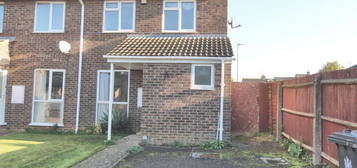 End terrace house for sale in Elizabeth Way, Gamlingay, Sandy SG19