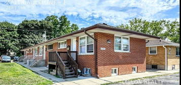 2711 Galilee Ave APT F, Zion, IL 60099