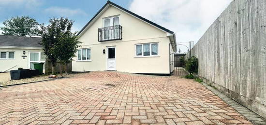 3 bedroom detached house