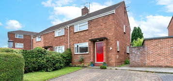 2 bedroom semi-detached house for sale