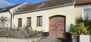 Gemütliches Haus mit großem Potenzial - Sanierungsbedürftiges Landhaus in Platt