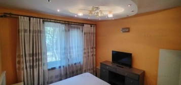 Apartament 4 camere Crangasi / Str. Porumbacu