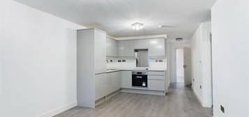 2 bed flat to rent