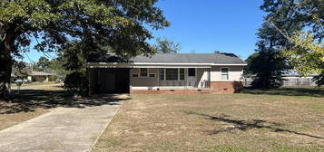 219 Rebecca Ln, Columbus, MS 39702