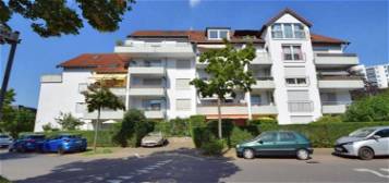 Helle & moderne 3 Zimmer-Dachgeschoss-Wohnung in Wesseling
