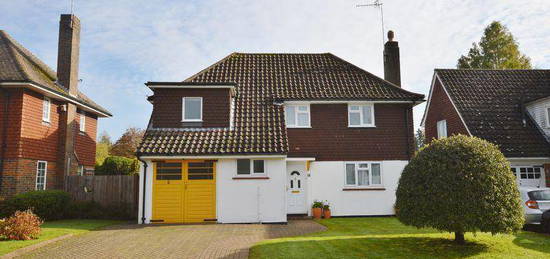 4 bedroom detached house to rent