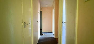 Flat for sale in Green Farm Close, Chesterfield S40