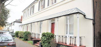 Flat to rent in St Marys Road, Leamington Spa CV31